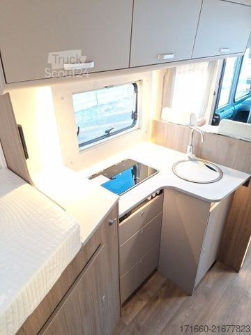 Camping-car intégral CARADO I 338