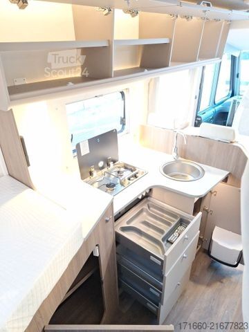 Camping-car intégral CARADO I 338