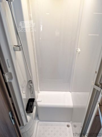 Camping-car intégral CARADO I 338