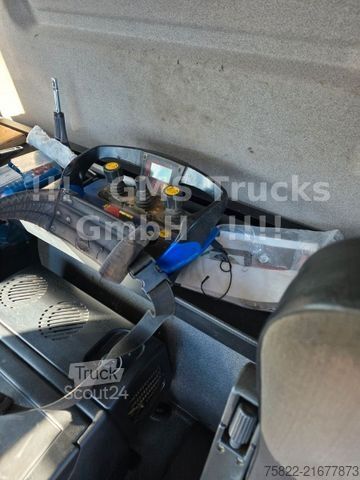 Autokran MAN TGS 35.460 / 8X4 / 28m Kran Fassi 365 + Flyjib