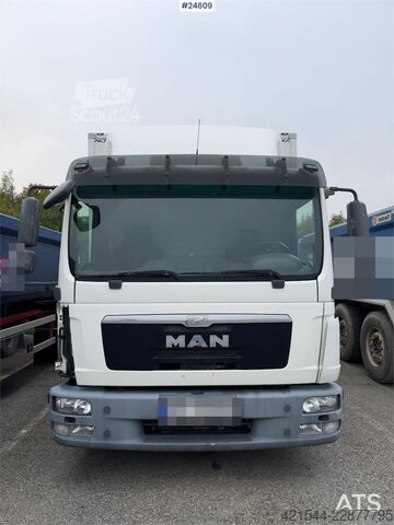 Resväska MAN TGL 8.180 4x2 Box truck - Gearbox needs to be repl
