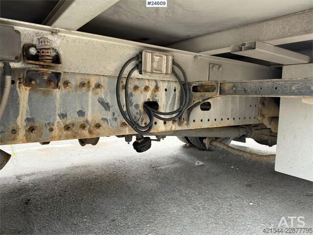 Resväska MAN TGL 8.180 4x2 Box truck - Gearbox needs to be repl