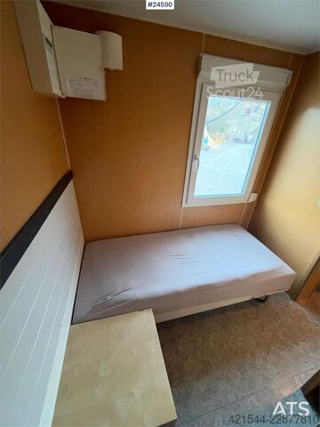 Personalbod med två bostadsenheter  Mannskaps brakke med to hybler