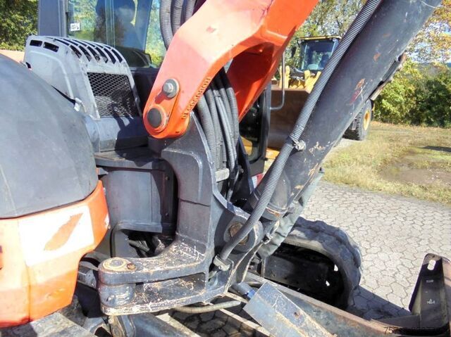 Midi rýpadlo Kubota KX 080-4