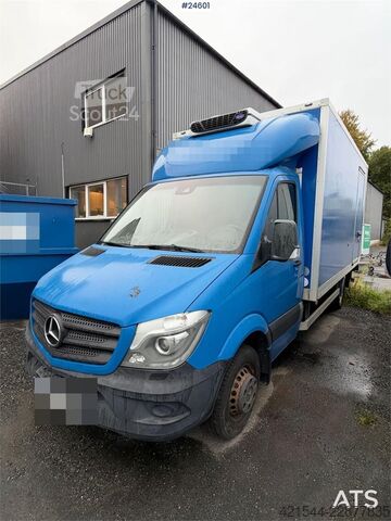 Resväska Mercedes-Benz Sprinter 4x2 Box truck – 3-temperature refrigerati