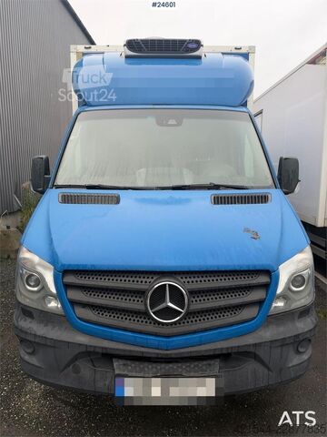 Resväska Mercedes-Benz Sprinter 4x2 Box truck – 3-temperature refrigerati