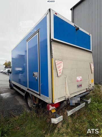 Resväska Mercedes-Benz Sprinter 4x2 Box truck – 3-temperature refrigerati