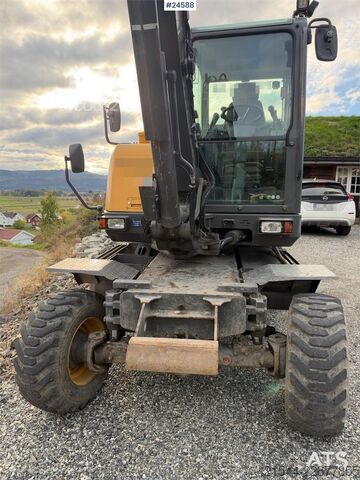 Hjulgrävare Volvo EW60E Wheeled excavator with tiltrotator and 2 buc