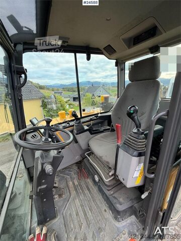 Hjulgrävare Volvo EW60E Wheeled excavator with tiltrotator and 2 buc
