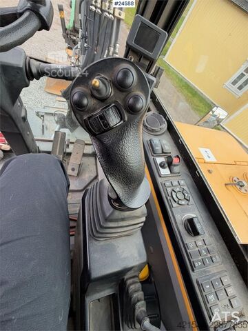 Hjulgrävare Volvo EW60E Wheeled excavator with tiltrotator and 2 buc