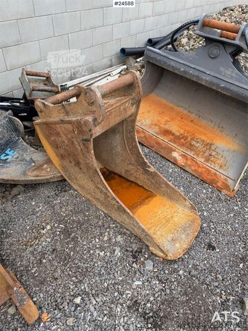 Hjulgrävare Volvo EW60E Wheeled excavator with tiltrotator and 2 buc