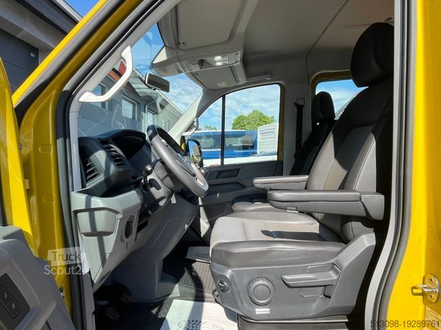Miniautocarro VOLKSWAGEN CRAFTER 2.0TDI 8 SITZER TEMP. KLIMA AHK 1.HAND