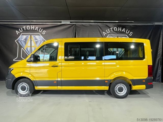 Miniautocarro VOLKSWAGEN CRAFTER 2.0TDI 8 SITZER TEMP. KLIMA AHK 1.HAND