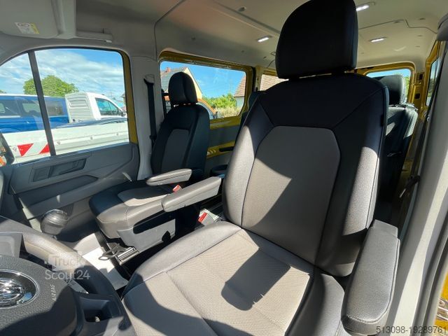 Miniautocarro VOLKSWAGEN CRAFTER 2.0TDI 8 SITZER TEMP. KLIMA AHK 1.HAND
