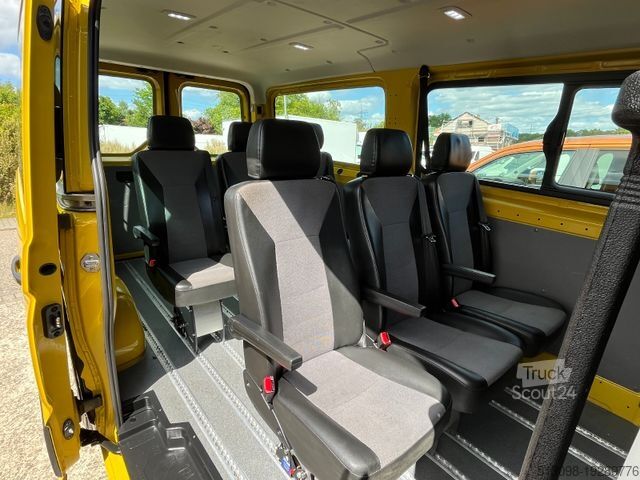 Miniautocarro VOLKSWAGEN CRAFTER 2.0TDI 8 SITZER TEMP. KLIMA AHK 1.HAND