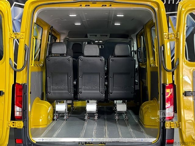 Miniautocarro VOLKSWAGEN CRAFTER 2.0TDI 8 SITZER TEMP. KLIMA AHK 1.HAND