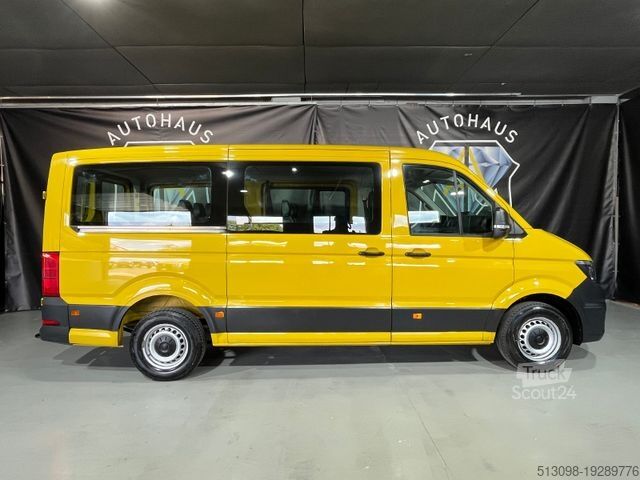 Miniautocarro VOLKSWAGEN CRAFTER 2.0TDI 8 SITZER TEMP. KLIMA AHK 1.HAND