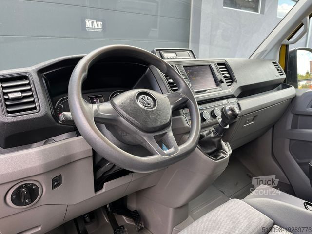 Miniautocarro VOLKSWAGEN CRAFTER 2.0TDI 8 SITZER TEMP. KLIMA AHK 1.HAND
