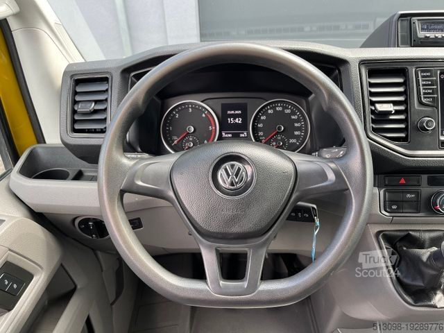 Miniautocarro VOLKSWAGEN CRAFTER 2.0TDI 8 SITZER TEMP. KLIMA AHK 1.HAND