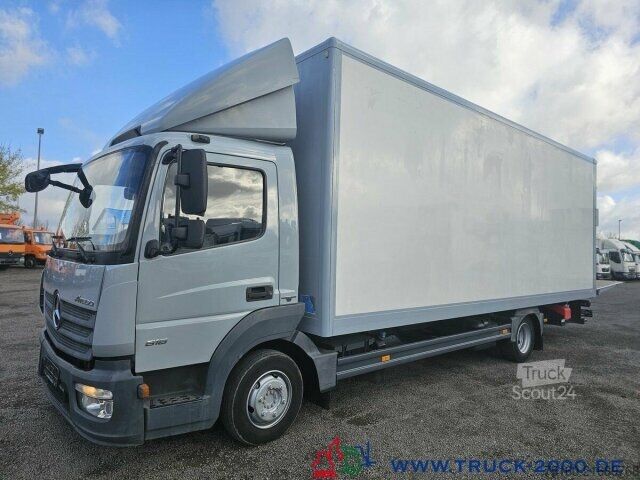 Furgone chiuso Mercedes-Benz Atego 818 Lang LBW MBB 1.000kg Seitentür rechts