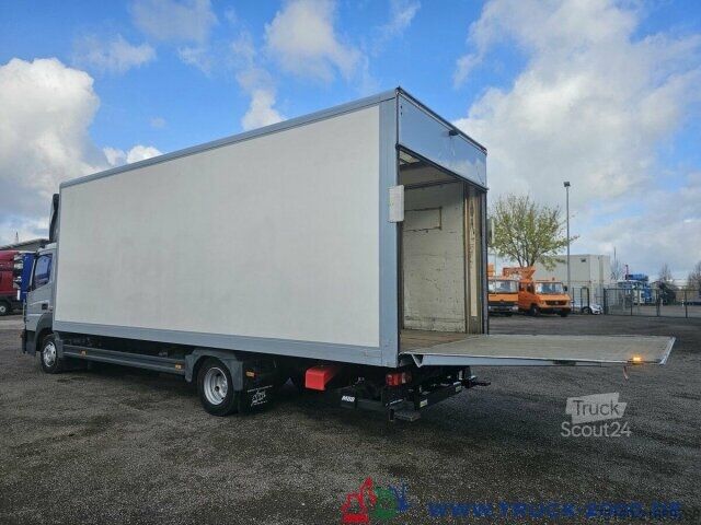 Furgone chiuso Mercedes-Benz Atego 818 Lang LBW MBB 1.000kg Seitentür rechts