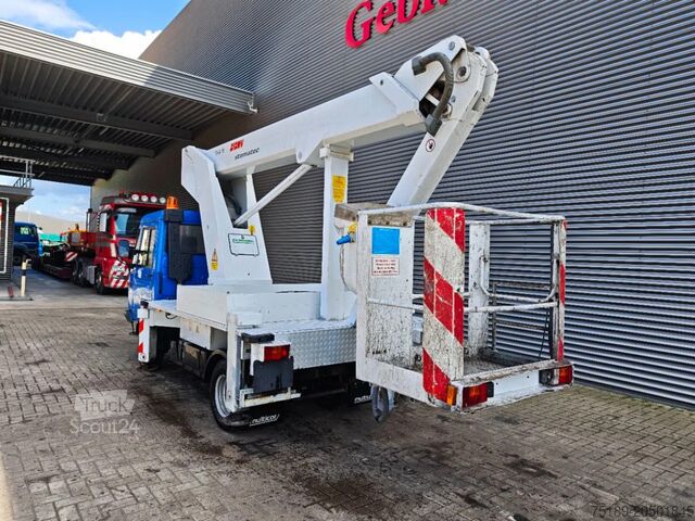 Plataforma elevatória Multicar M26 4x4 Bison TKA 16