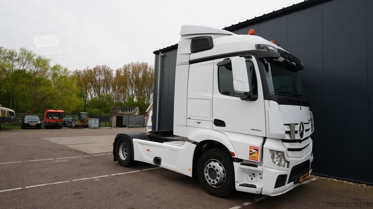 Standaard-SZM Mercedes-Benz Actros 1940 tractor unit 488.000km