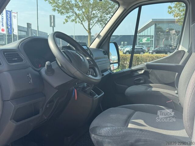  Renault Master Hoogwerker Klubb KL26