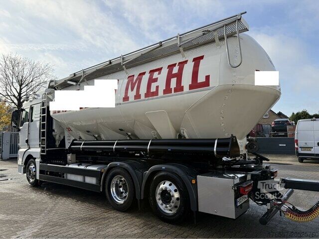 Silo vrachtwagen MAN TGX 26.460 6x2 LL Silo Feldbinder 30 qm
