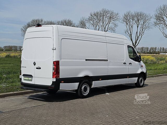 High-roof van MERCEDES-BENZ SPRINTER 317 L3H2 Maxi LED Navi!