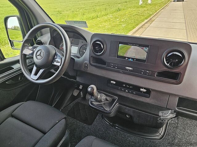 Augsta jumta universālis MERCEDES-BENZ SPRINTER 316 L1H1 Trekhaak Navi