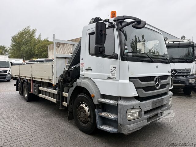 Platforminis sunkvežimis Mercedes-Benz Axor 2533 6X2 Kran Hiab 144-2
