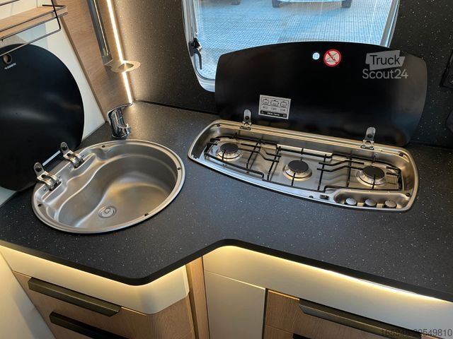 Half-integraal camper MOOVEO TEI 70 DH Raumwunder mit Face2Face und Heckbad