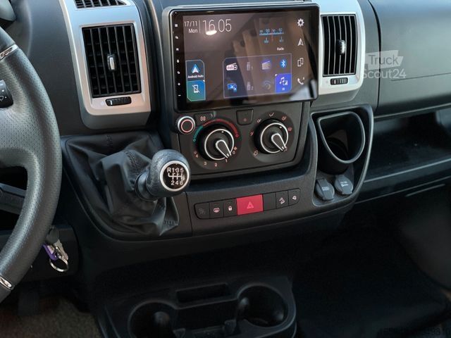 Autocaravana semi-integrada MOOVEO TEI 70 DH Raumwunder mit Face2Face und Heckbad