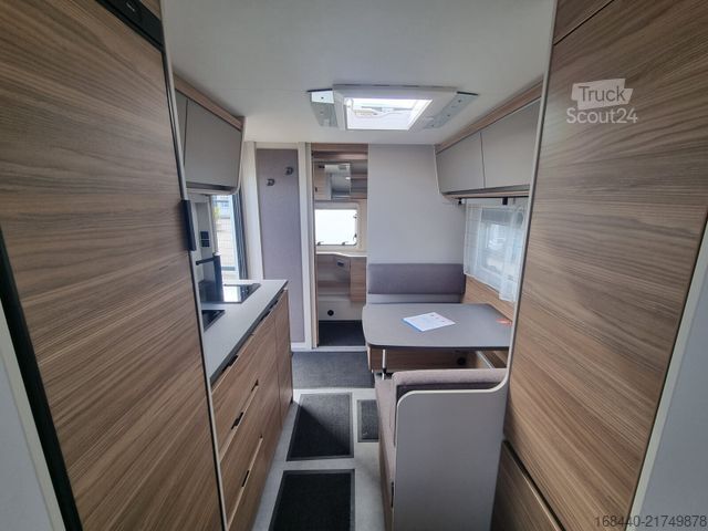 Rulotă DETHLEFFS Nomad 490 EST Einzelbetten mit Heckbad