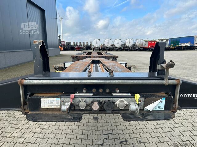 Konttikuljetukset D-TEC FLEXITRAILER TRACTION / ADR / SAF + discbrakes ...