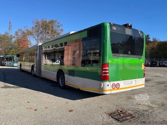 Bus à accordéon Mercedes-Benz O 530