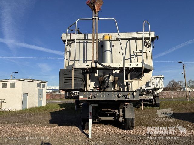 Pašizgāzēja puspiekabe Carnehl Kipper Alukastenmulde 24m³