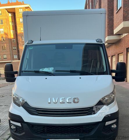 Chassi de caminhão Iveco Daily 35s18