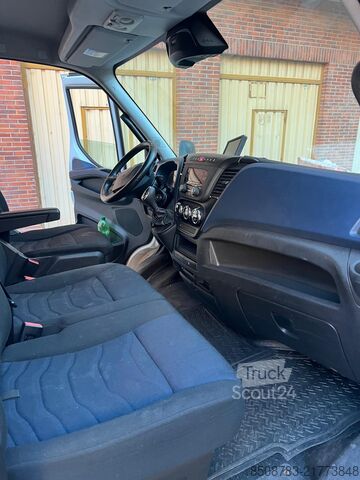 Chassi de caminhão Iveco Daily 35s18