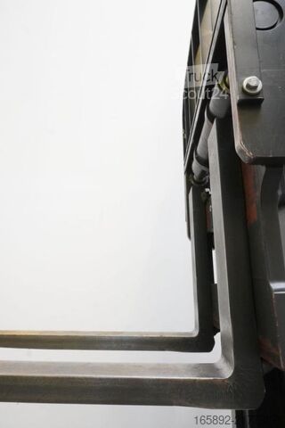 Chariot à mât rétractable Linde R 16 HD 1120