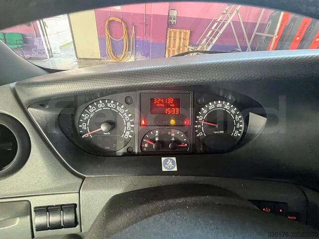 Transporte de personas IVECO A50