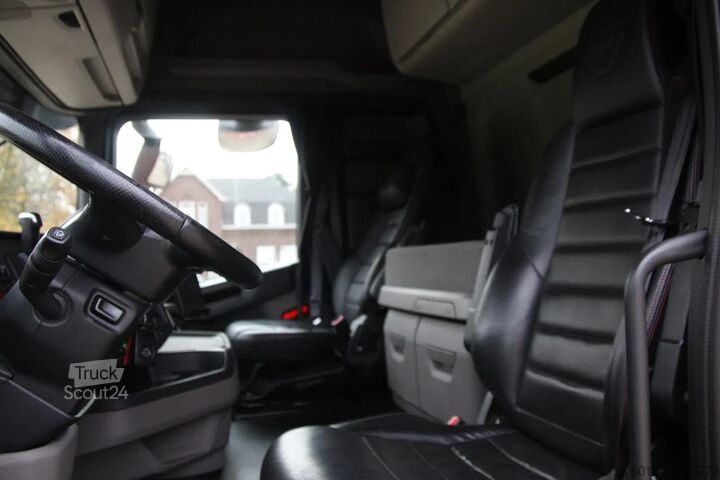Standard-SZM Scania R520 V8 NGS R520 V8 NGS - AUTOMATIC - 600L - RE...