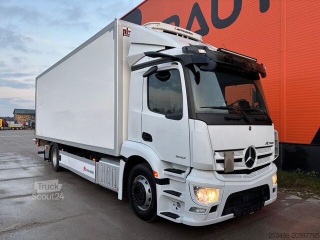 Transport mit Kühl-/Gefriergeräten Mercedes-Benz Actros 1832 4x2 Mitsubishi TDJS50DA / BOX L=771...