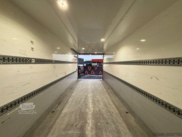 Hűtött/fagyasztott szállítás Mercedes-Benz Actros 1832 4x2 Mitsubishi TDJS50DA / BOX L=771...