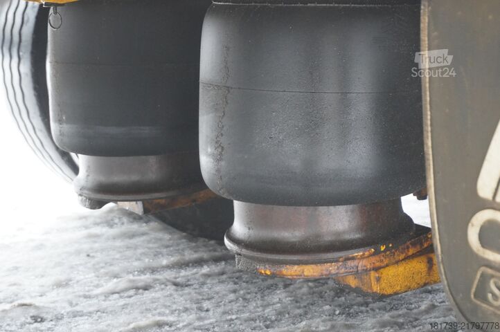 ниска платформа AMC CASTERA S/R 38T semi-trailer / steering