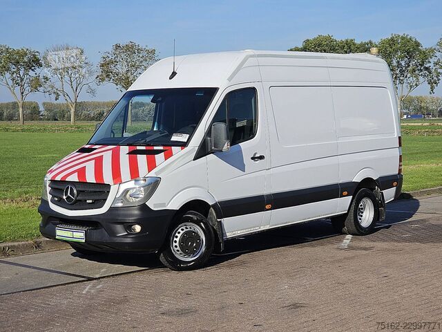 MERCEDES-BENZ SPRINTER 519 L2H2 N2 3500kg Attelage V6 3,0L Double monte Euro 6 Exonéré de BPM Caméra MERCEDES-BENZ SPRINTER 519 L2H2 N2 3500Kg Trekhaak V6 3.0Ltr ...
