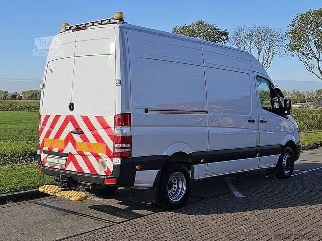 MERCEDES-BENZ SPRINTER 519 L2H2 N2 3500kg Attelage V6 3,0L Double monte Euro 6 Exonéré de BPM Caméra MERCEDES-BENZ SPRINTER 519 L2H2 N2 3500Kg Trekhaak V6 3.0Ltr ...