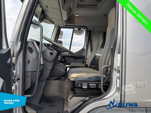 Volvo FL 210 4x2 με ανυψωτική πλατφόρμα φορτίου και πλαϊνή πόρτα Volvo FL 210 4x2 Laadklep + Zijdeur