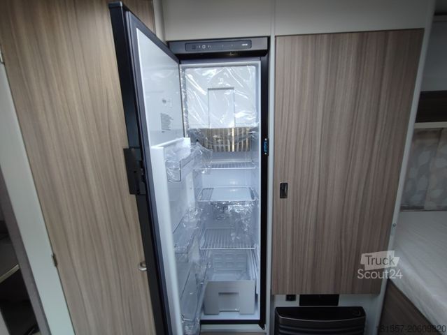 Жилой прицеп BÜRSTNER Averso Plus 520 TL Mover, Markise, 2.000 Kg